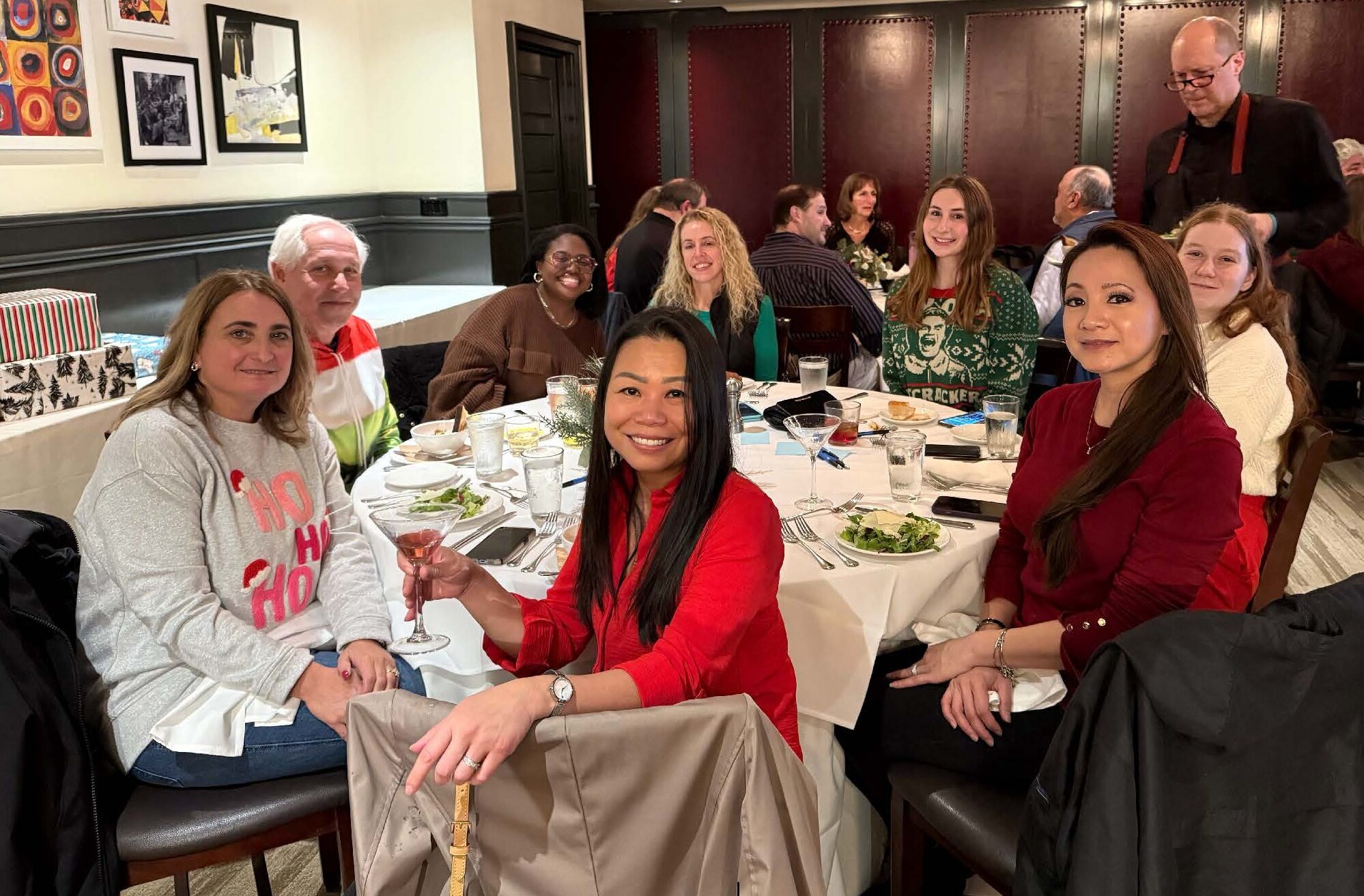 Table 1 - 2025-12 Holiday Lunch@Papa Razzi-7